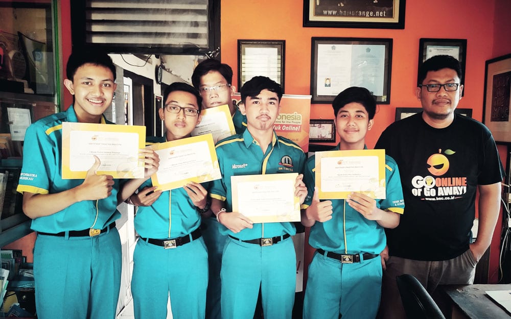 Praktek Kerja Industri Dari SMK TI Bali Global Denpasar